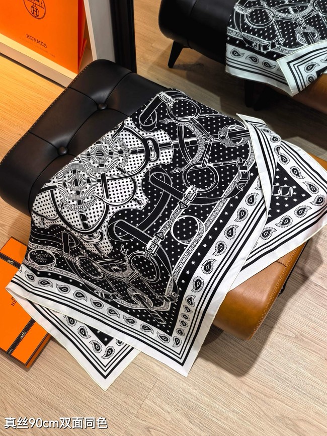 Hermes Shawl Cashmere and Silk Jacquard KY098