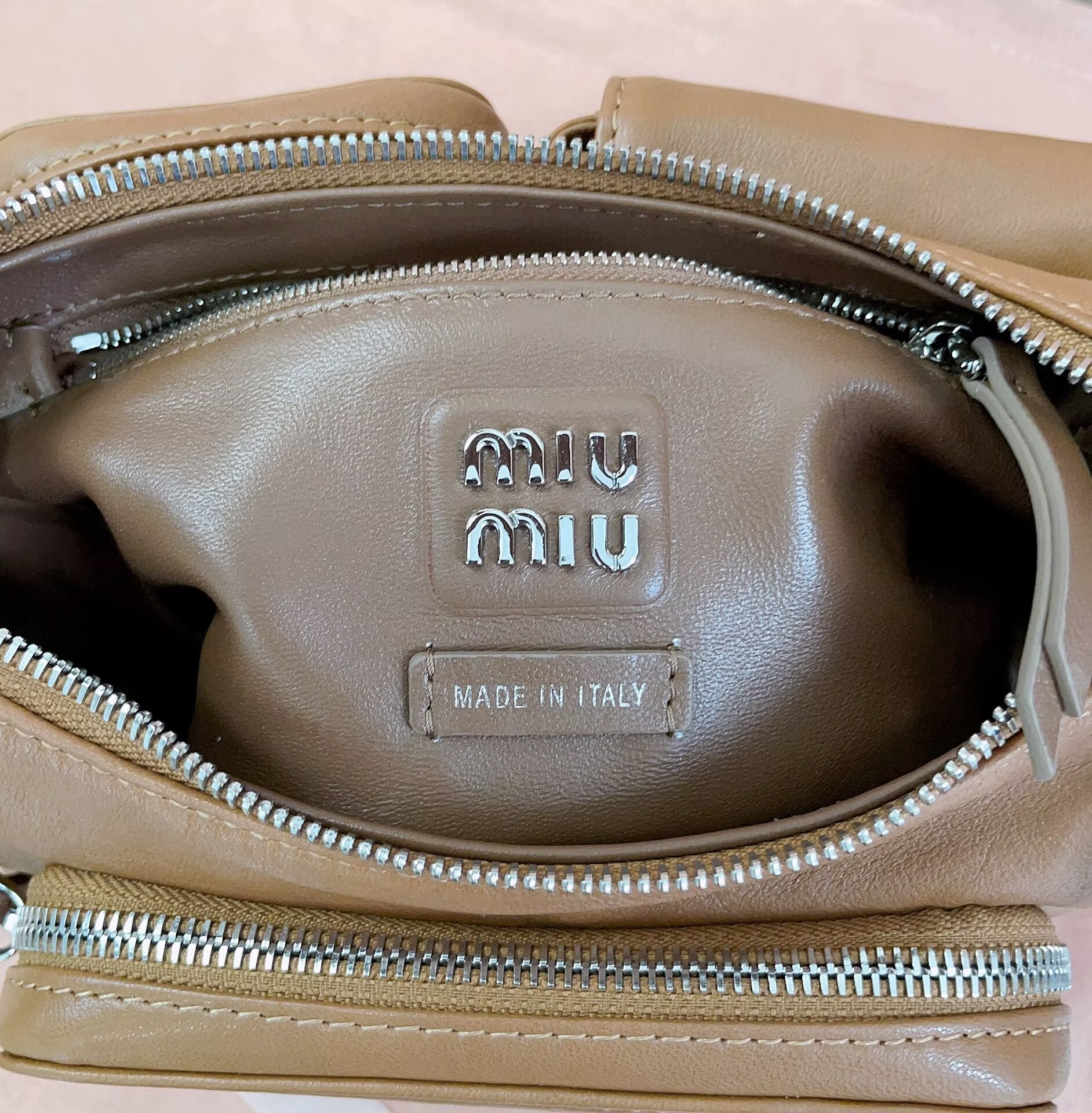 MIU MIU Original Leather Top Handle Bag 5BC146 Brown MIU MIU Original Leather Top Handle Bag 5BC146 Brown