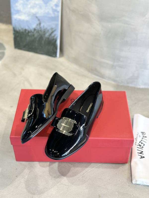 Ferragamo Shoes FMS00093