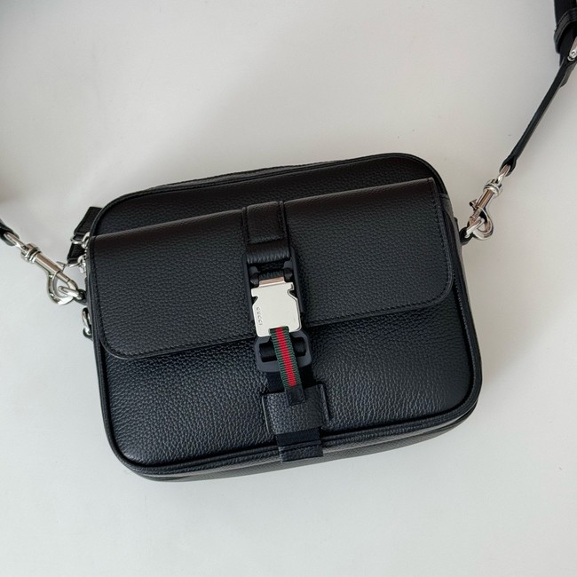 Gucci small Messenger Bag 816751 black