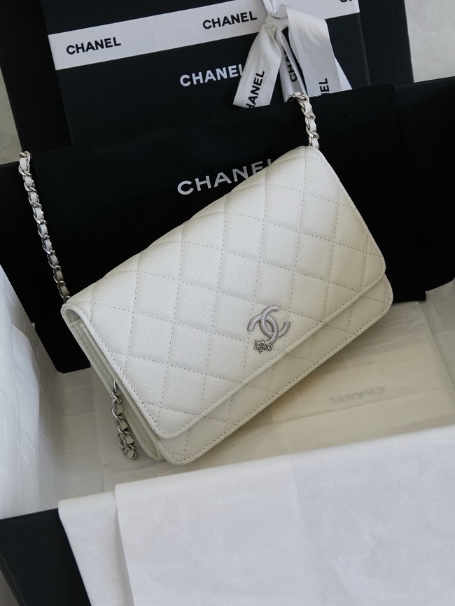 CHANEL Wallet On Chain AP3723 Cream