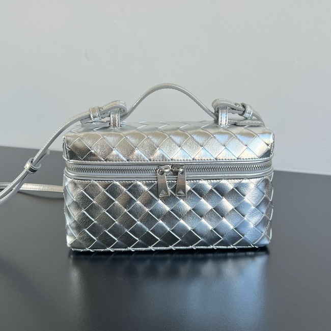 Bottega Veneta Bang Bang Intrecciato leather 789109 Silver