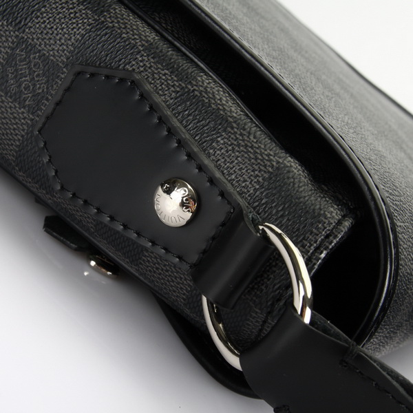 Louis Vuitton Damier Graphite Canvas Daniel MM N58029 Louis Vuitton Damier Graphite Canvas Daniel MM N58029