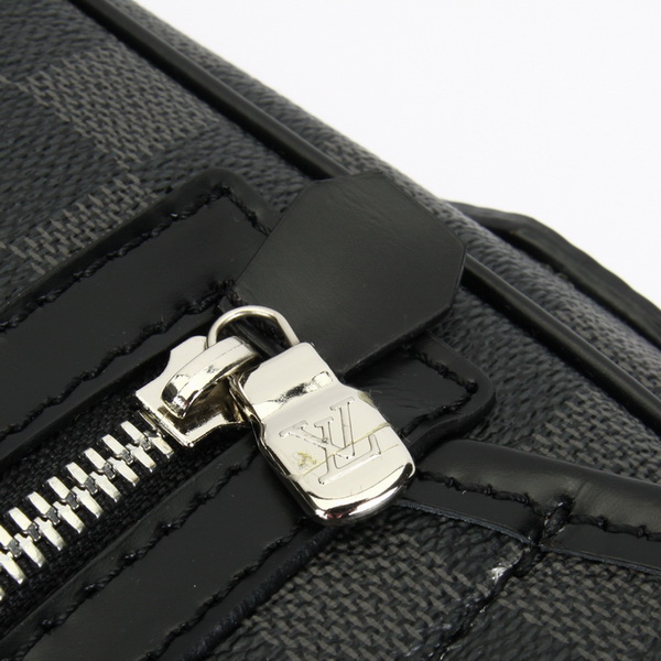 Louis Vuitton Damier Graphite Canvas Daniel MM N58029 Louis Vuitton Damier Graphite Canvas Daniel MM N58029