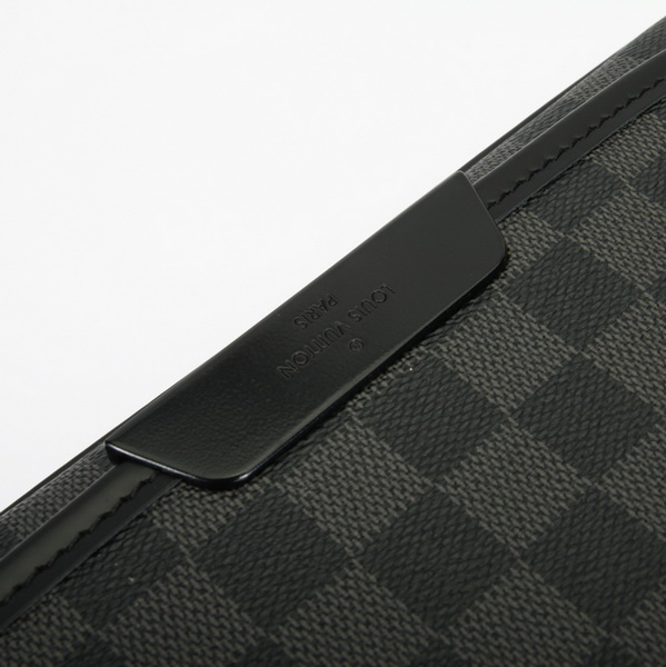 Louis Vuitton Damier Graphite Canvas Daniel MM N58029 Louis Vuitton Damier Graphite Canvas Daniel MM N58029